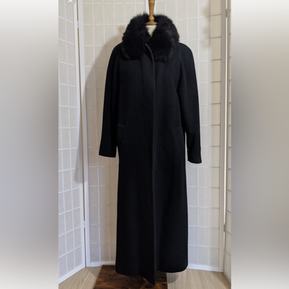 Kristen Blake Vintage lambs wool fox collar black long coat